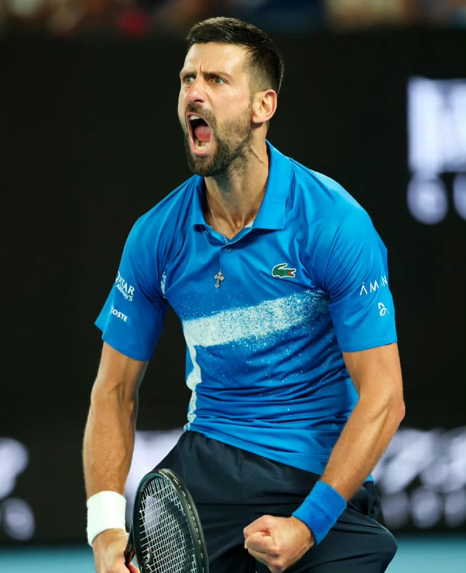 九游-德约科维奇回归赛场，问鼎冠军首场状态亮眼，澳大利亚队观众沸腾！的简单介绍