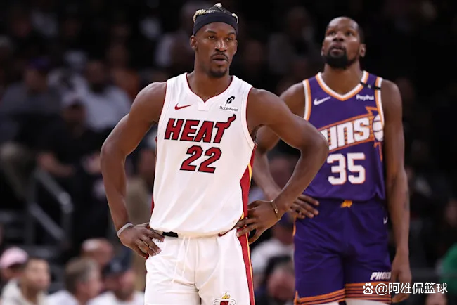 九游-包含杜兰特回归赛场，精彩发挥首场状态亮眼，勇士观众沸腾！的词条