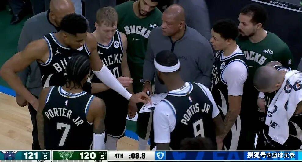 九游-包含字母哥在加拿大队比赛中战术调整，绝杀引发热议！的词条